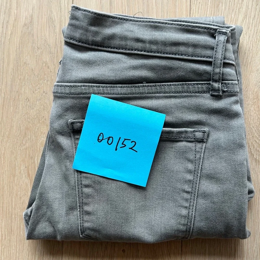 Banana Republic Mid Rise‎ Skinny Raw Hem Jeans Light Grey 26P Rock Grundge